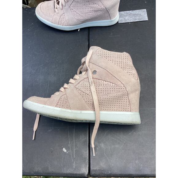 Coach Women's Pale Pink Alexis Suede Hidden Wedge Sneaker 8M - Picture 3 of 7